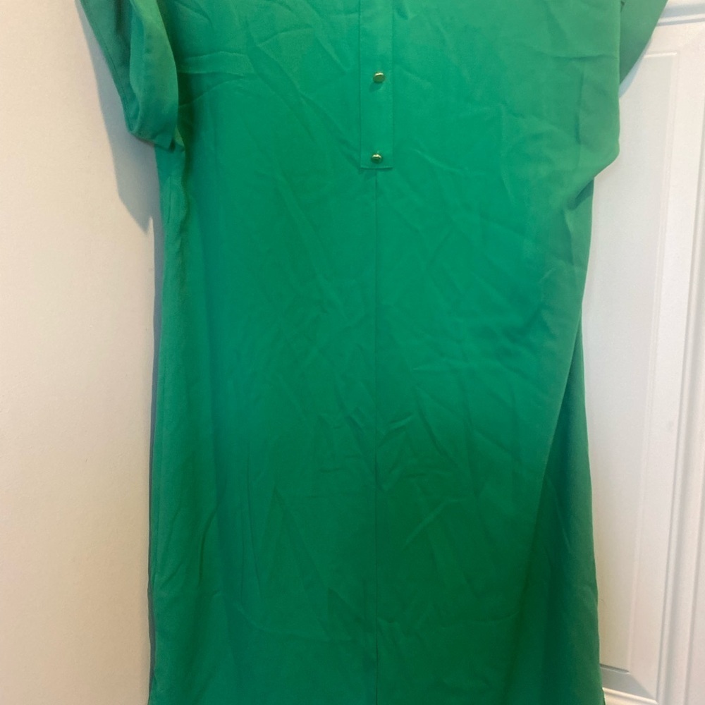 Green Cap Sleeve dress - Picture 4 of 4